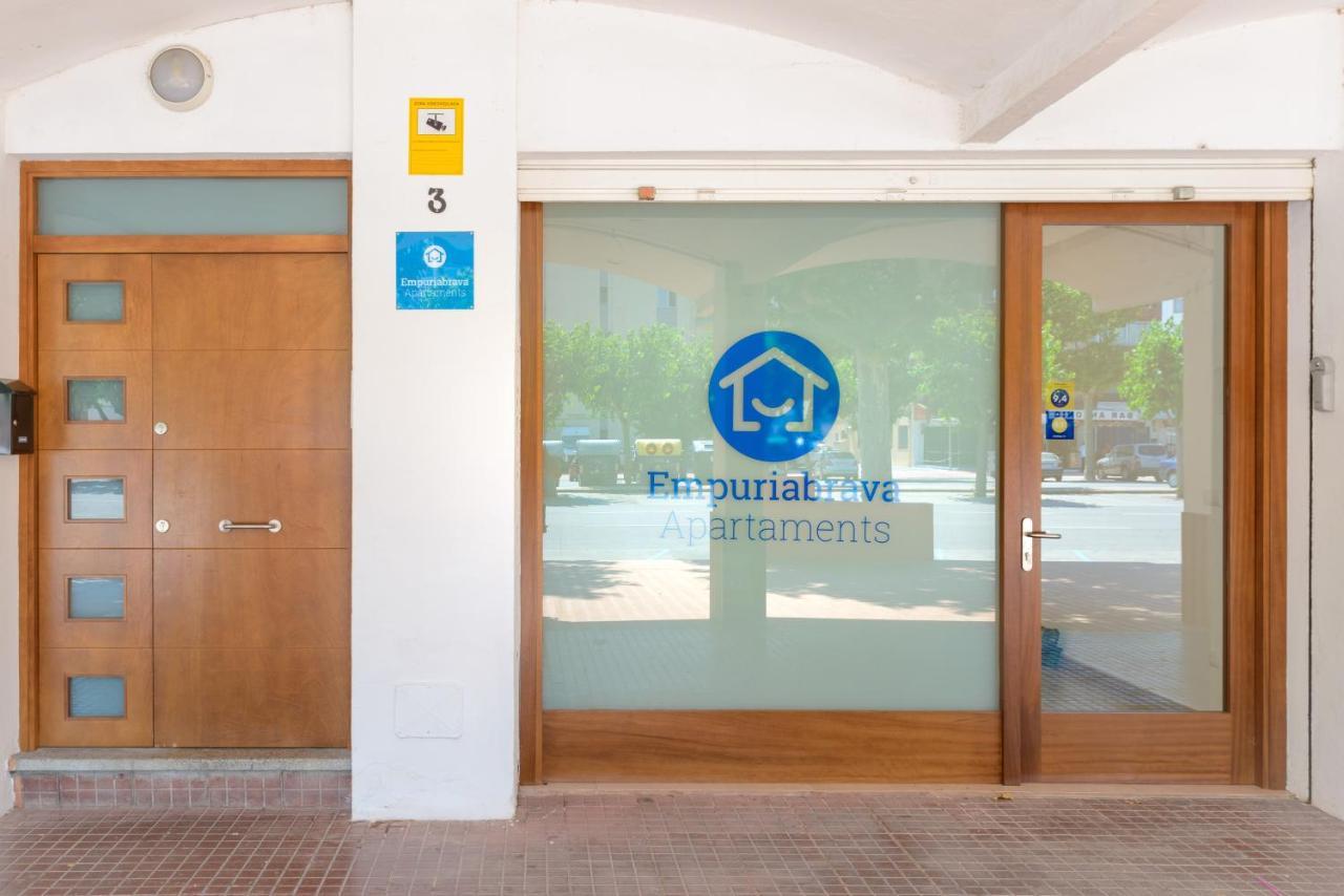 Empuriabrava Apartaments Nº6 Екстериор снимка